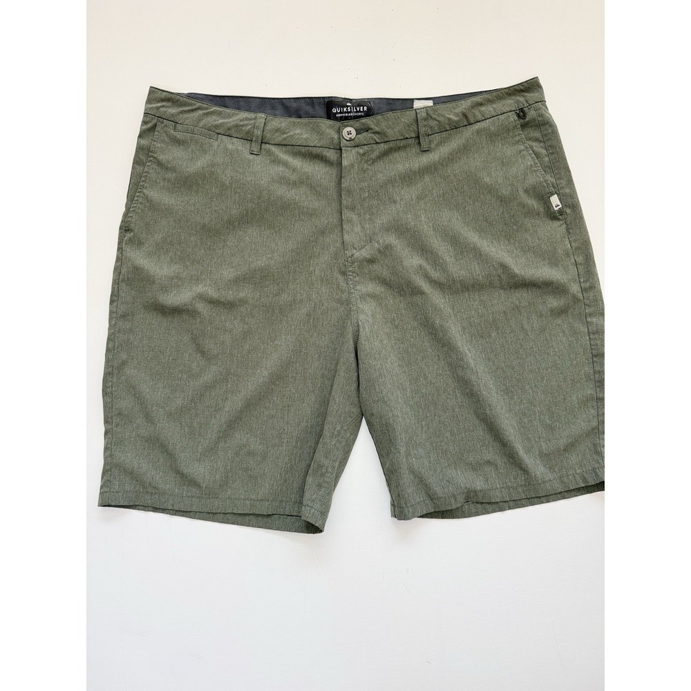 Quiksilver Men's Green Solid Chino Shorts Flat Front Pockets Button Zipper
